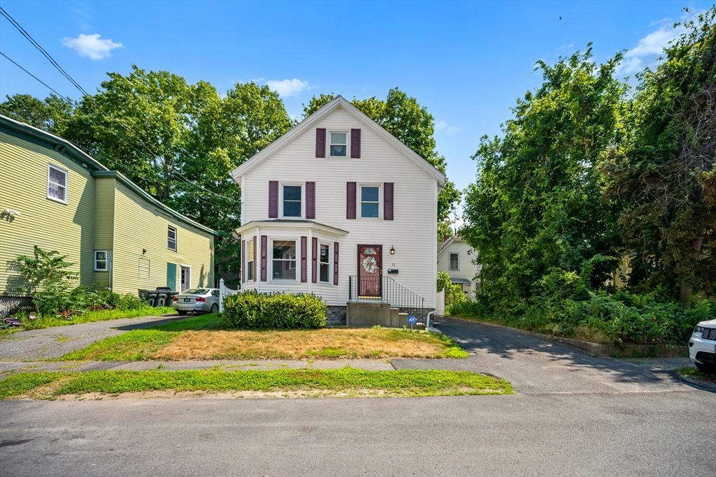 76 Middlesex St, Haverhill, MA 01835