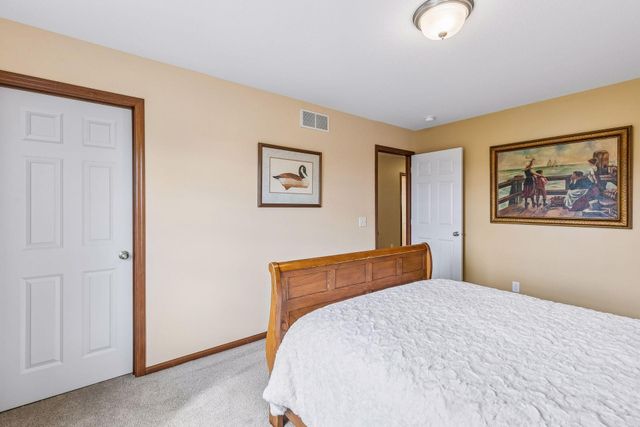 3617 Karner Drive, Shakopee, MN 55379