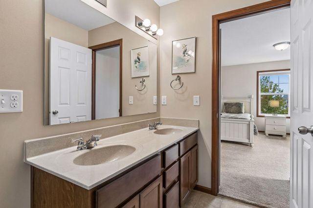 3617 Karner Drive, Shakopee, MN 55379