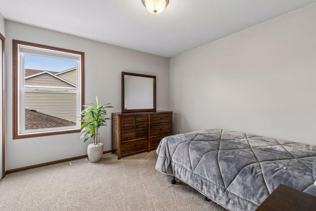 3617 Karner Drive, Shakopee, MN 55379
