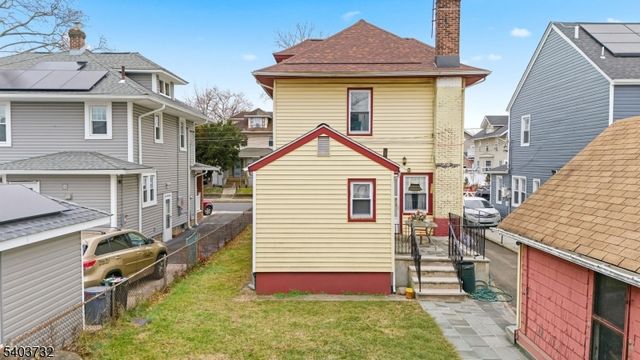 39 Hollywood Ave, Hillside Twp., NJ 07205