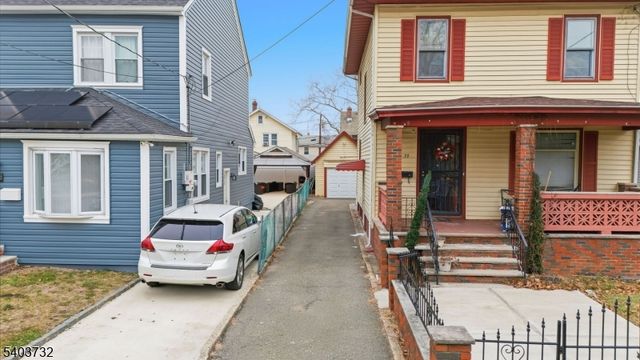 39 Hollywood Ave, Hillside Twp., NJ 07205