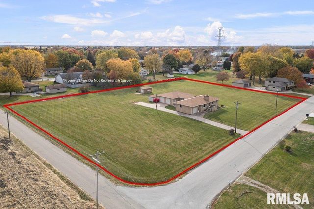 67 Buysse Drive, Coal Valley, IL 61240