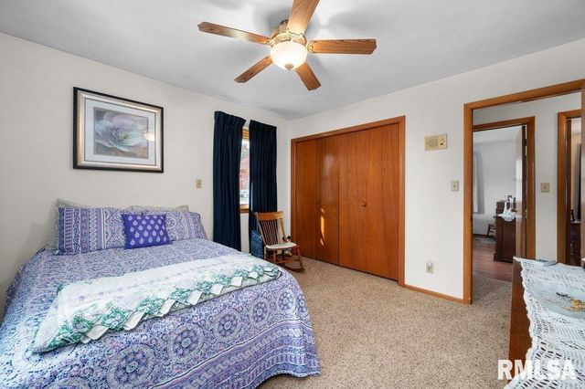 67 Buysse Drive, Coal Valley, IL 61240