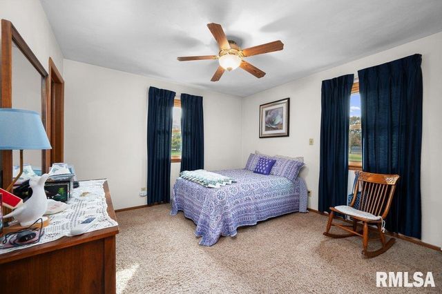 67 Buysse Drive, Coal Valley, IL 61240