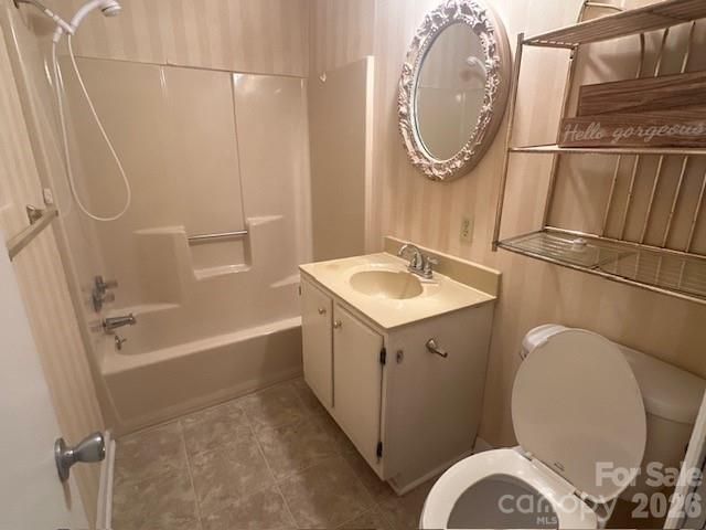2073 John Munn Road, Bethune, SC 29009