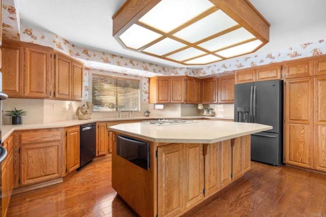 103 Alta Mesa Drive, Vista, CA 92084