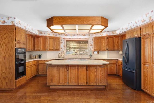 103 Alta Mesa Drive, Vista, CA 92084
