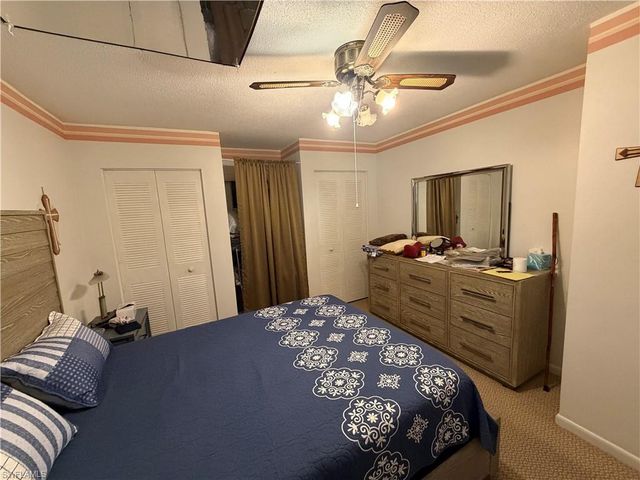 243 Thistle CT, Lehigh Acres, FL 33936