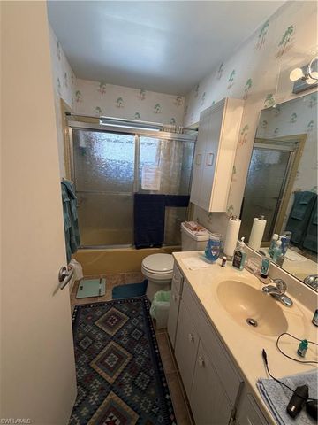 243 Thistle CT, Lehigh Acres, FL 33936