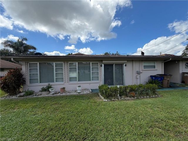 243 Thistle CT, Lehigh Acres, FL 33936
