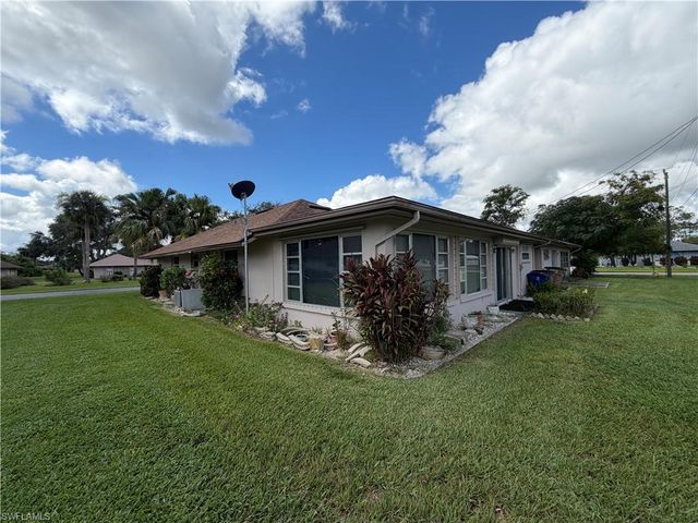 243 Thistle CT, Lehigh Acres, FL 33936