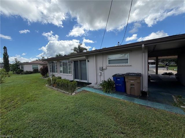 243 Thistle CT, Lehigh Acres, FL 33936