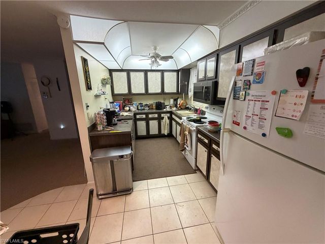 243 Thistle CT, Lehigh Acres, FL 33936