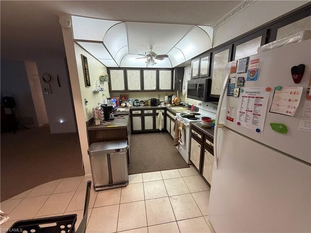 243 Thistle CT, Lehigh Acres, FL 33936