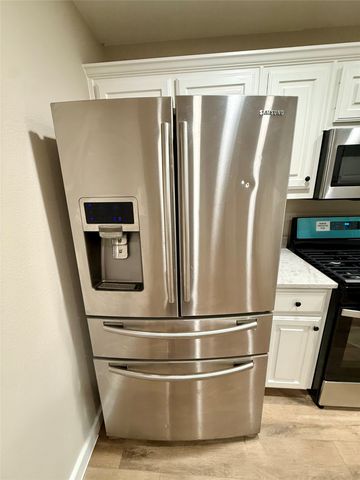 1102 Hamilton Street, Mckinney, TX 75069