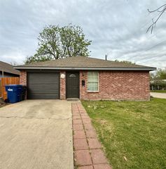 1102 Hamilton Street, Mckinney, TX 75069