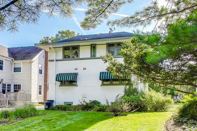 734 Bonnie Brae Place, River Forest, IL 60305