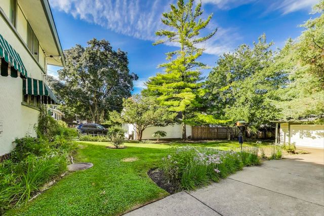 734 Bonnie Brae Place, River Forest, IL 60305