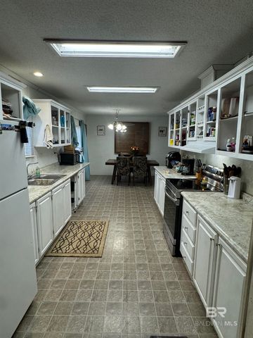 51235 Phillipsville Road, Bay Minette, AL 36507