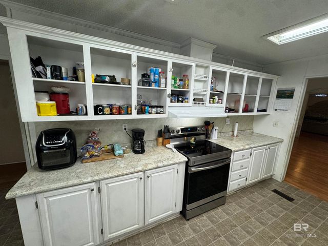 51235 Phillipsville Road, Bay Minette, AL 36507