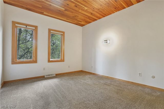 12376 Heath Road, Chesterland, OH 44026