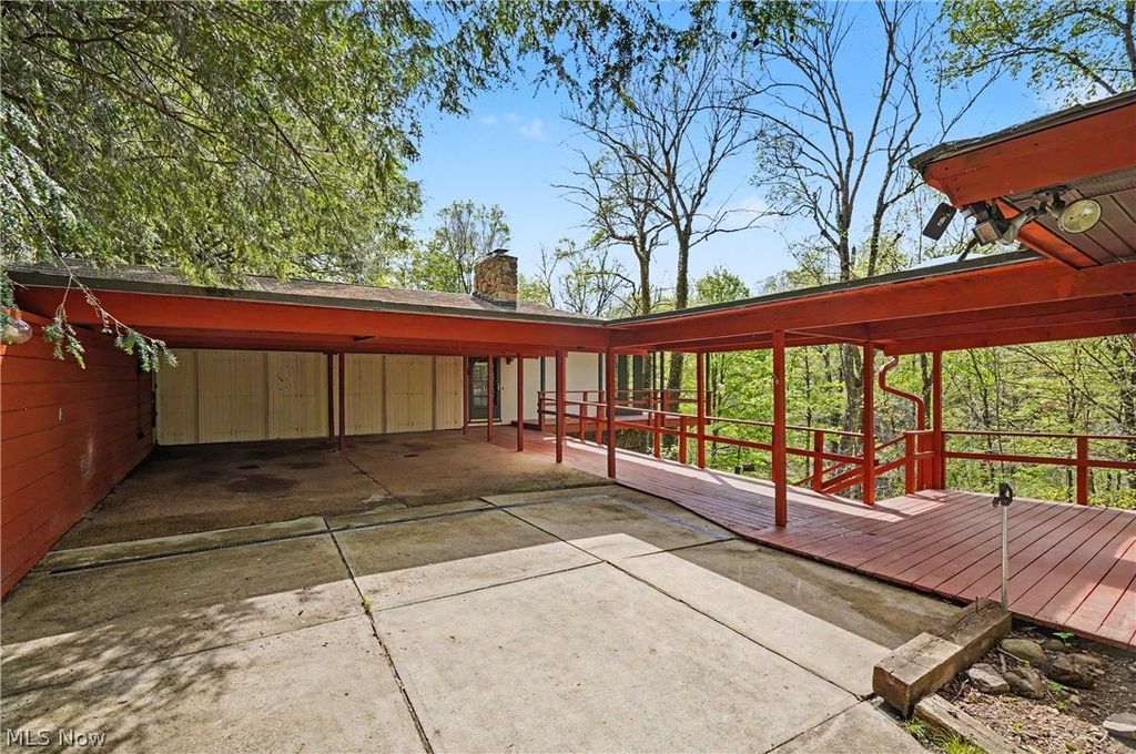 12376 Heath Road, Chesterland, OH 44026