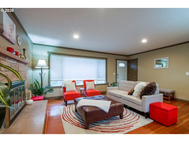 34205 Se LAWTON Rd, Washougal, WA 98671