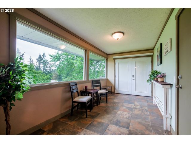 34205 Se LAWTON Rd, Washougal, WA 98671