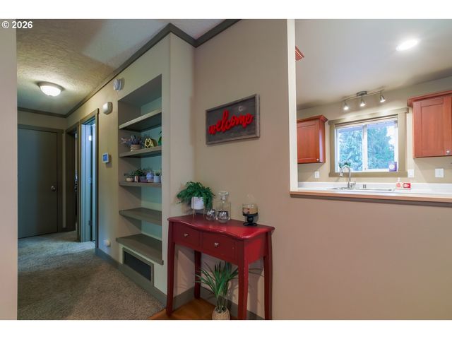 34205 Se LAWTON Rd, Washougal, WA 98671