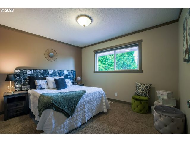 34205 Se LAWTON Rd, Washougal, WA 98671