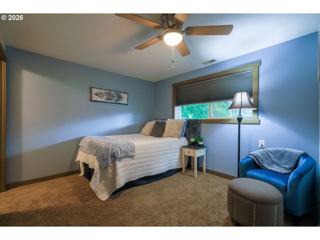 34205 Se LAWTON Rd, Washougal, WA 98671