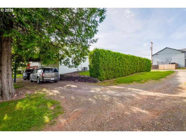 34205 Se LAWTON Rd, Washougal, WA 98671