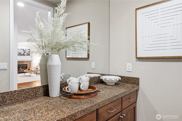 9061 236th Avenue NE, Redmond, WA 98053