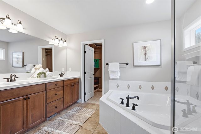 9061 236th Avenue NE, Redmond, WA 98053