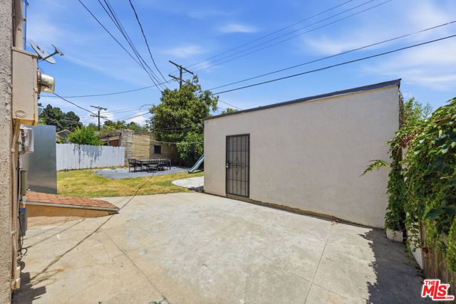 936 S Lucerne Boulevard, Los Angeles, CA 90019