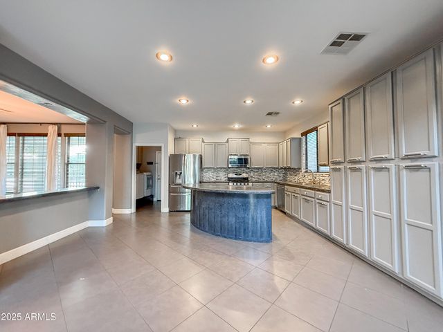 19716 E THORNTON Road, Queen Creek, AZ 85142