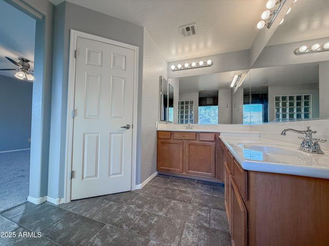 19716 E THORNTON Road, Queen Creek, AZ 85142