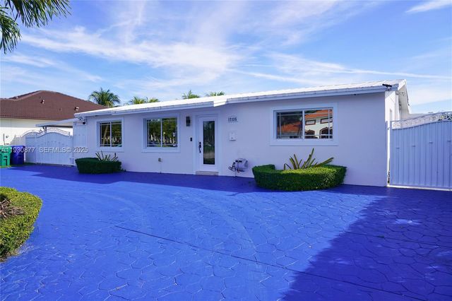17135 NW 87th Ave, Hialeah, FL 33015