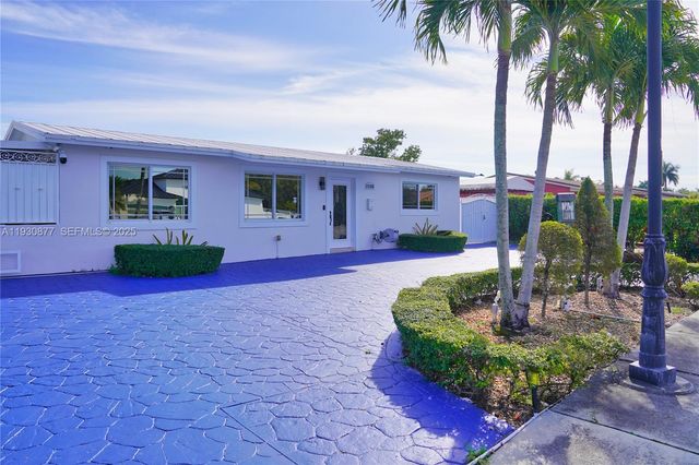 17135 NW 87th Ave, Hialeah, FL 33015