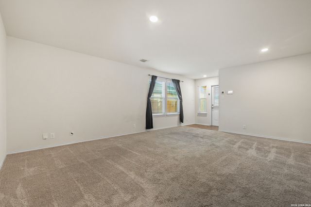 6439 Legato Curve, San Antonio, TX 78252