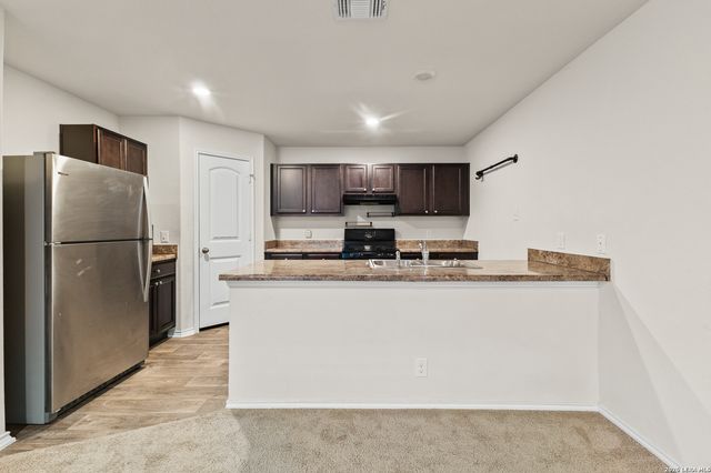 6439 Legato Curve, San Antonio, TX 78252