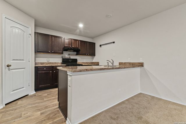 6439 Legato Curve, San Antonio, TX 78252