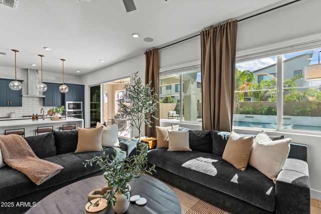 1411 E CAROB Drive, Gilbert, AZ 85298