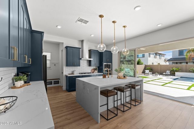 1411 E CAROB Drive, Gilbert, AZ 85298