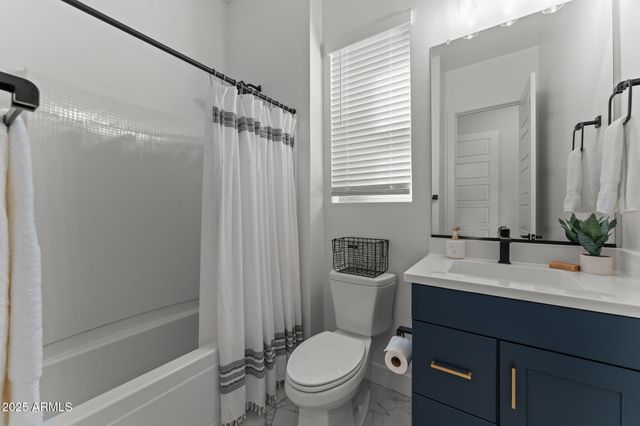 1411 E CAROB Drive, Gilbert, AZ 85298