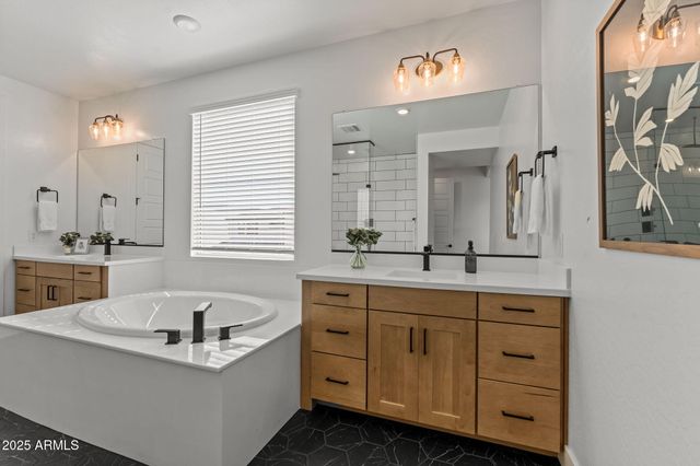 1411 E CAROB Drive, Gilbert, AZ 85298