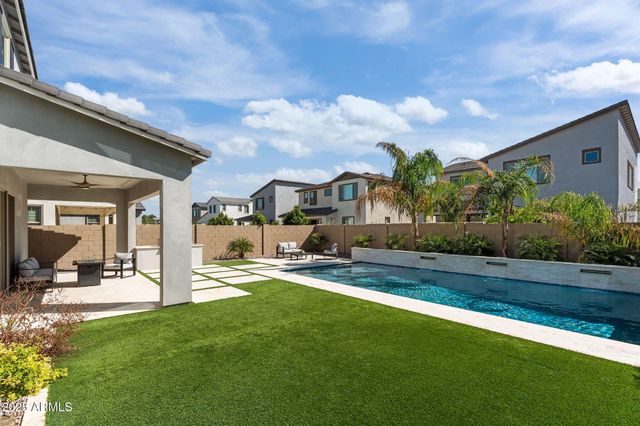 1411 E CAROB Drive, Gilbert, AZ 85298