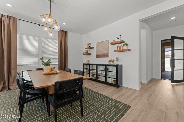 1411 E CAROB Drive, Gilbert, AZ 85298