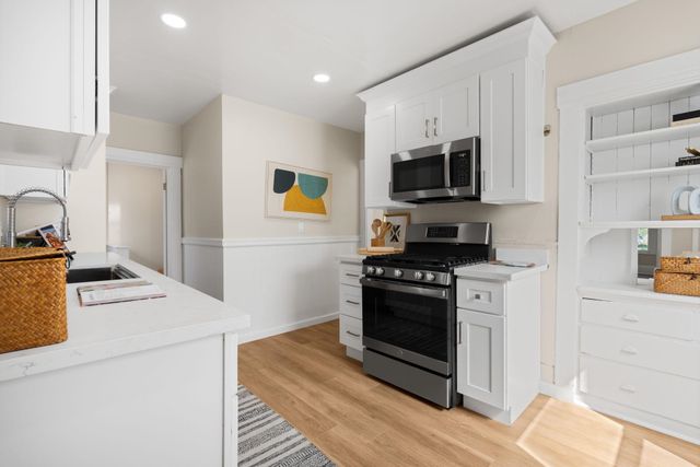 551 53Rd St, Oakland, CA 94609